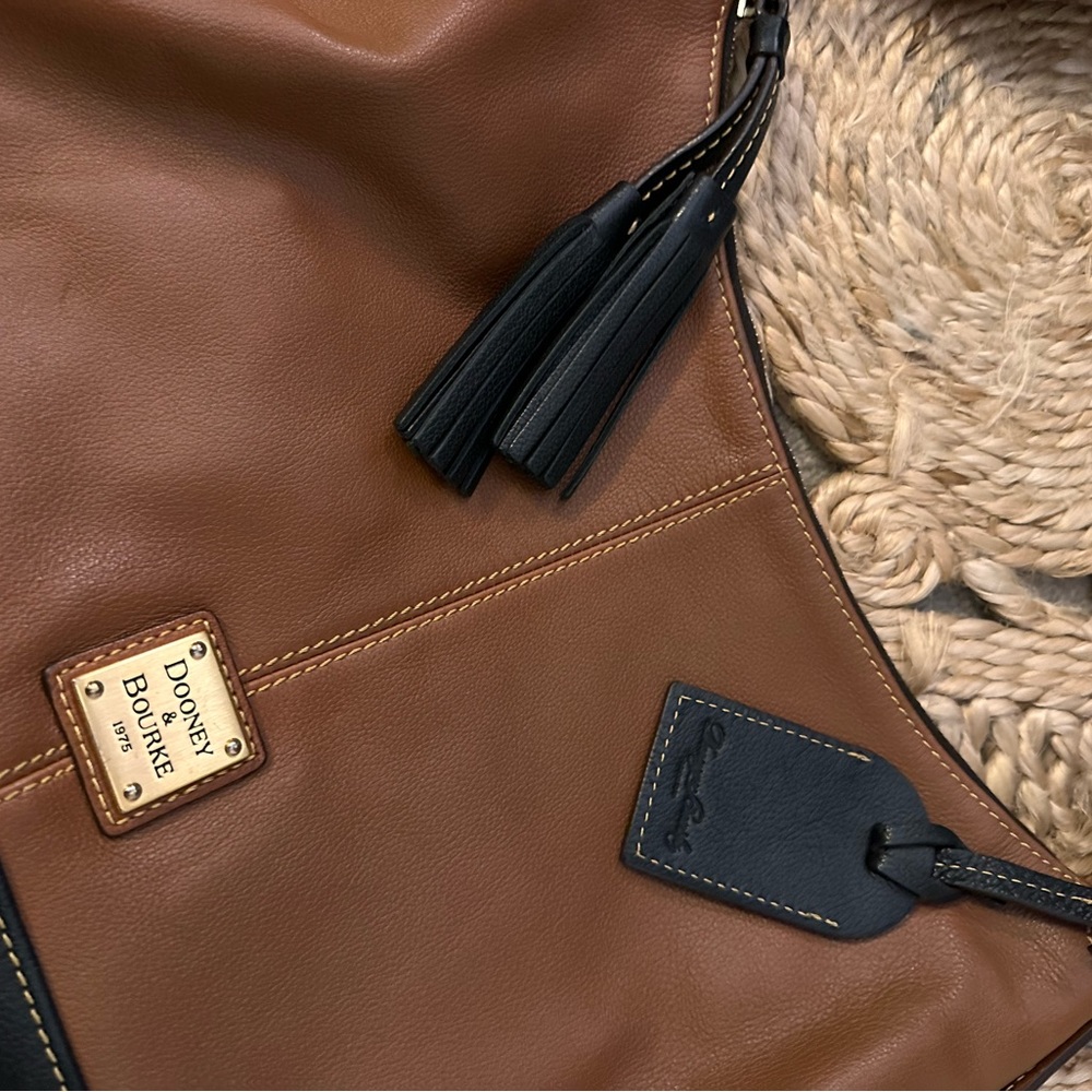 Dooney & Bourke "Sophie" Brown and Black Leather Large Hobo Bag - Picture 5 of 11